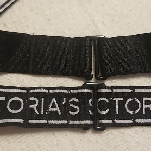 New Victoria's Secret Bikini top - Logo - Picture 8 of 8